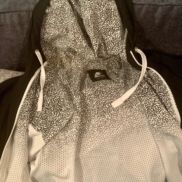 Nike Track Performance Jacket New Blk Size Med. - Picture 10 of 12